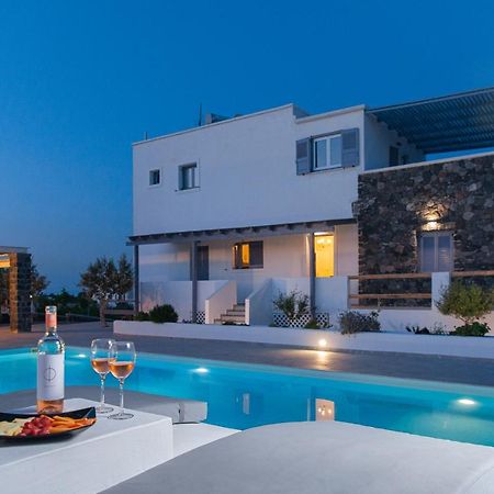 Golden Sunrise Suites Kamári Esterno foto